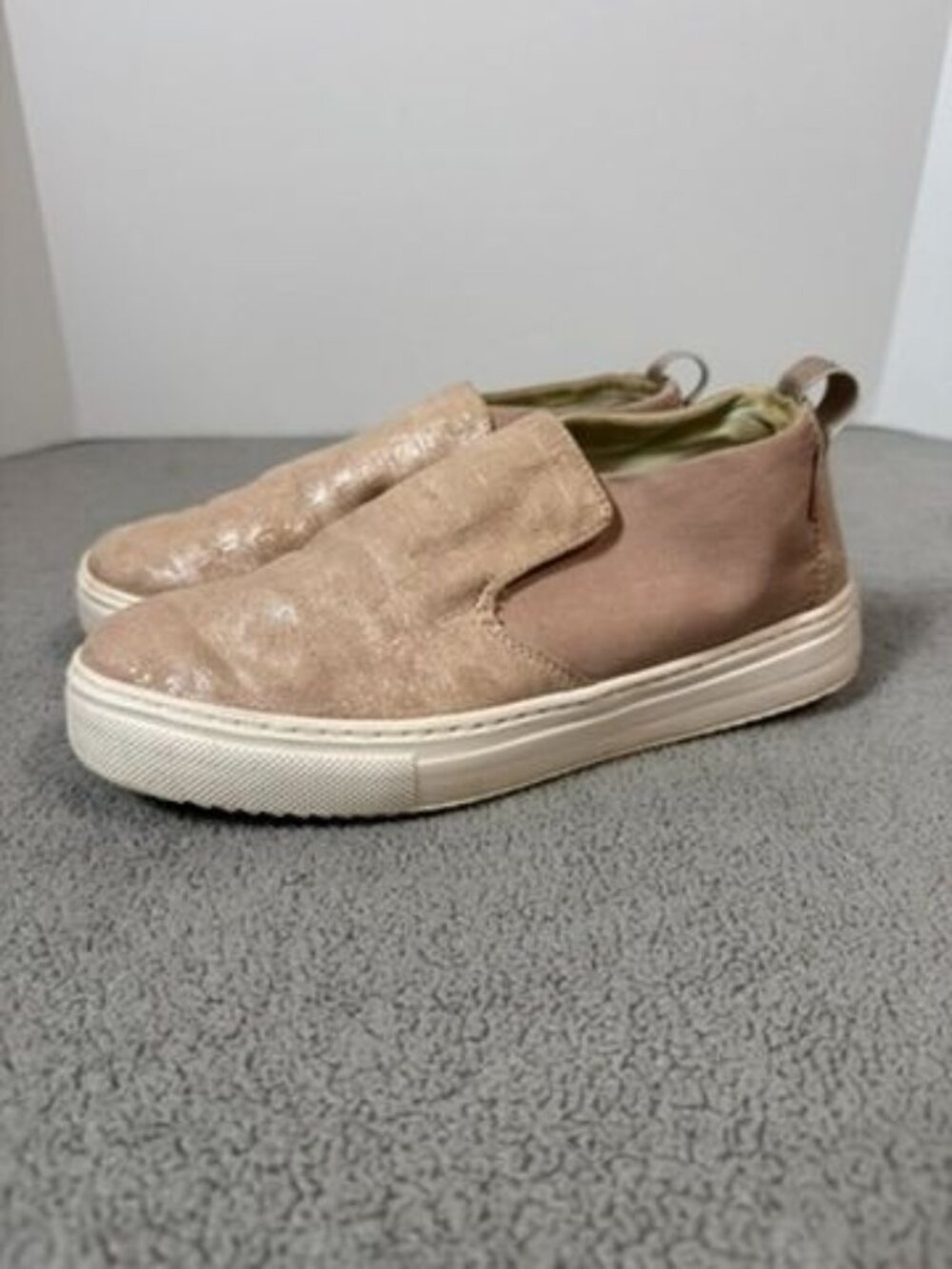 Hey Dude Peyton Croco Pink Metallic Slip-On Comfort Sneakers Women’s 7